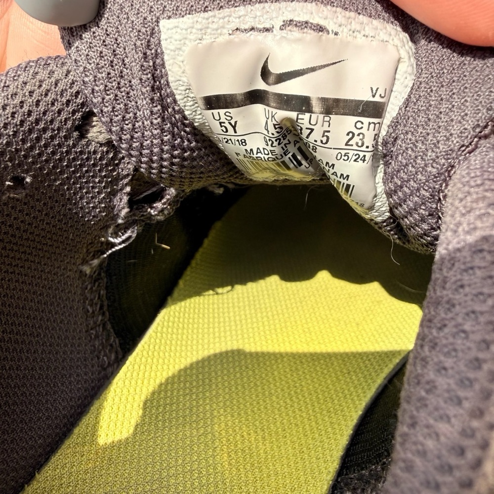 Gray Nike Downshifter 8 Sneakers Shoes - Picture 5 of 6